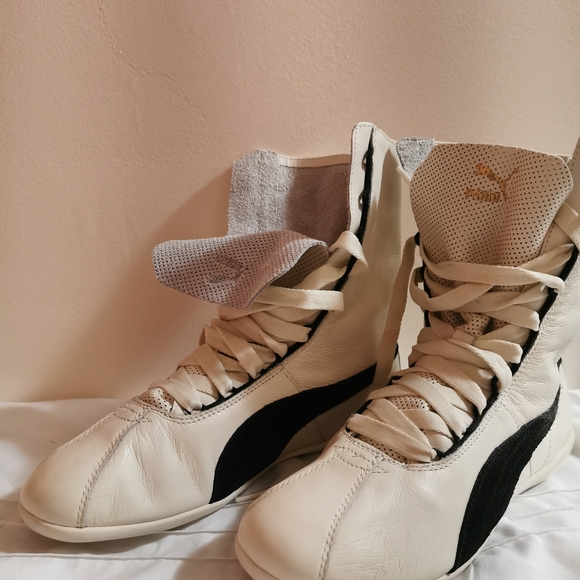 Puma hightops, Size 7.5 - Picture 2 of 16
